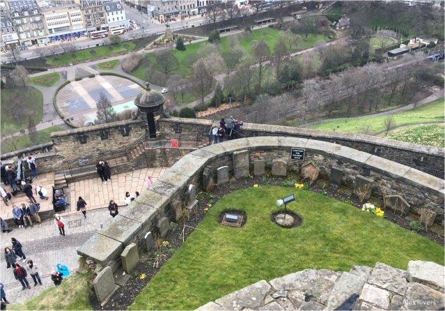 Edinburgh castle pet semetary